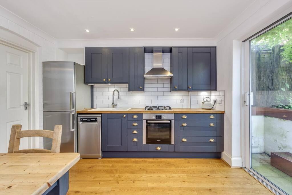 Charming Hampstead Retreat With Patio Apartment London Luaran gambar